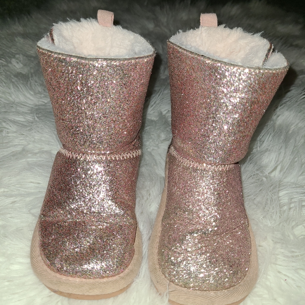 Size 8 sparkly ugg type girls boots